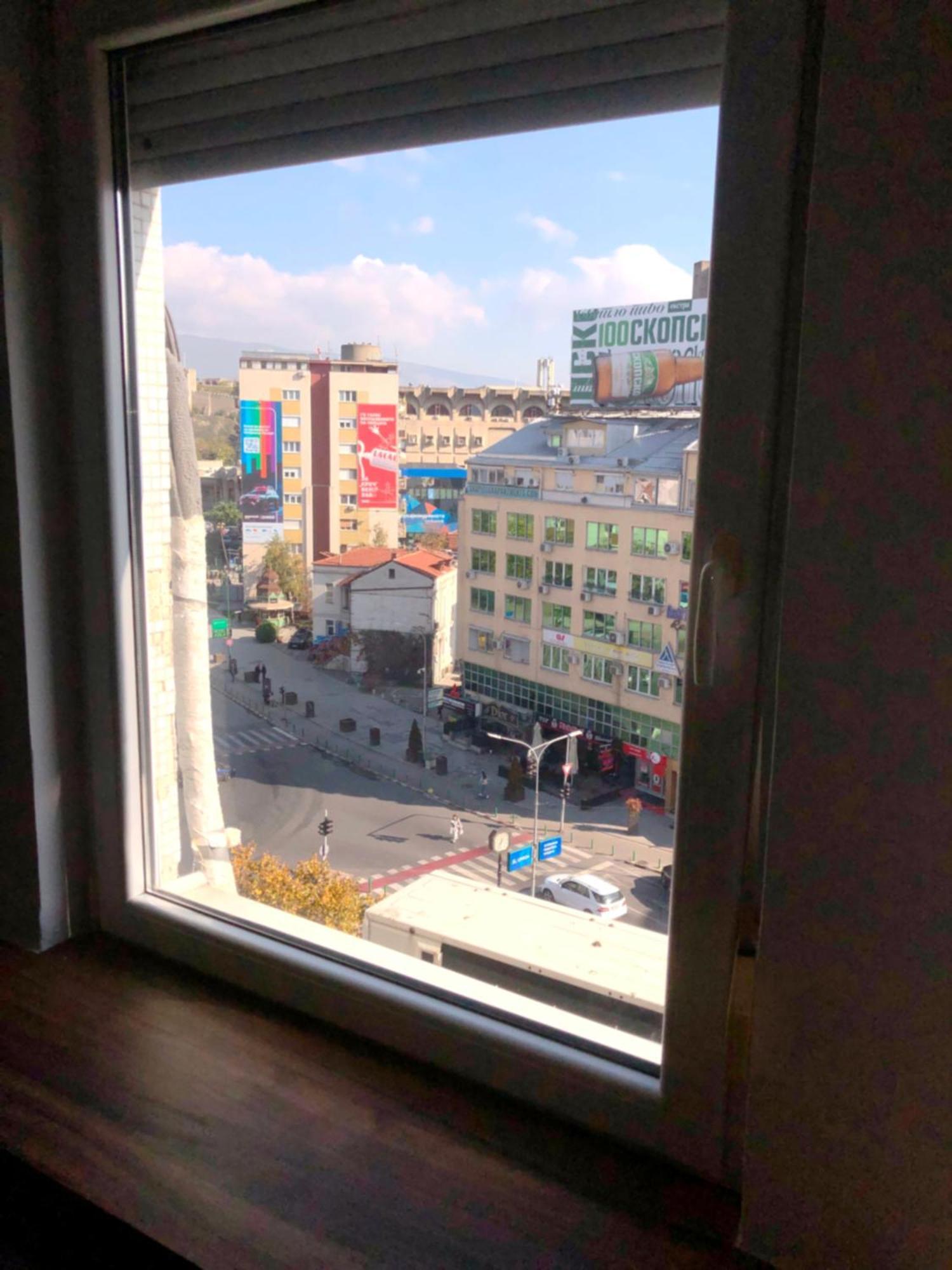 Hotel Room City Square With Great View No Parking Skopje Exterior photo